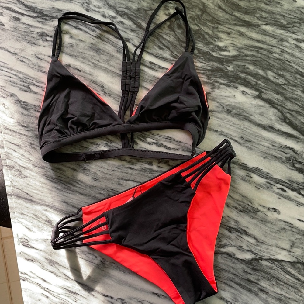 Basta Surf SAANS Reversible Bikini